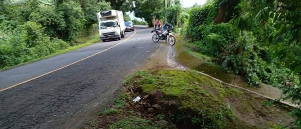 Motociclista atropella a señora y se da a la fuga en carretera a ...